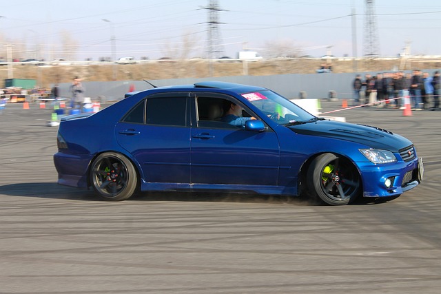 使得他在球 使得他在球